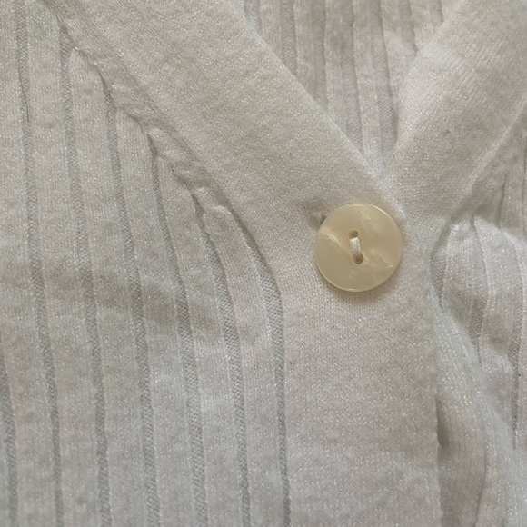 White Ribbed Button-Up Cardigan - Picture 3 of 4